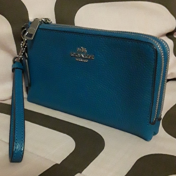 Coach Wristlet Double-Zipper Blue - Picture 9 of 10